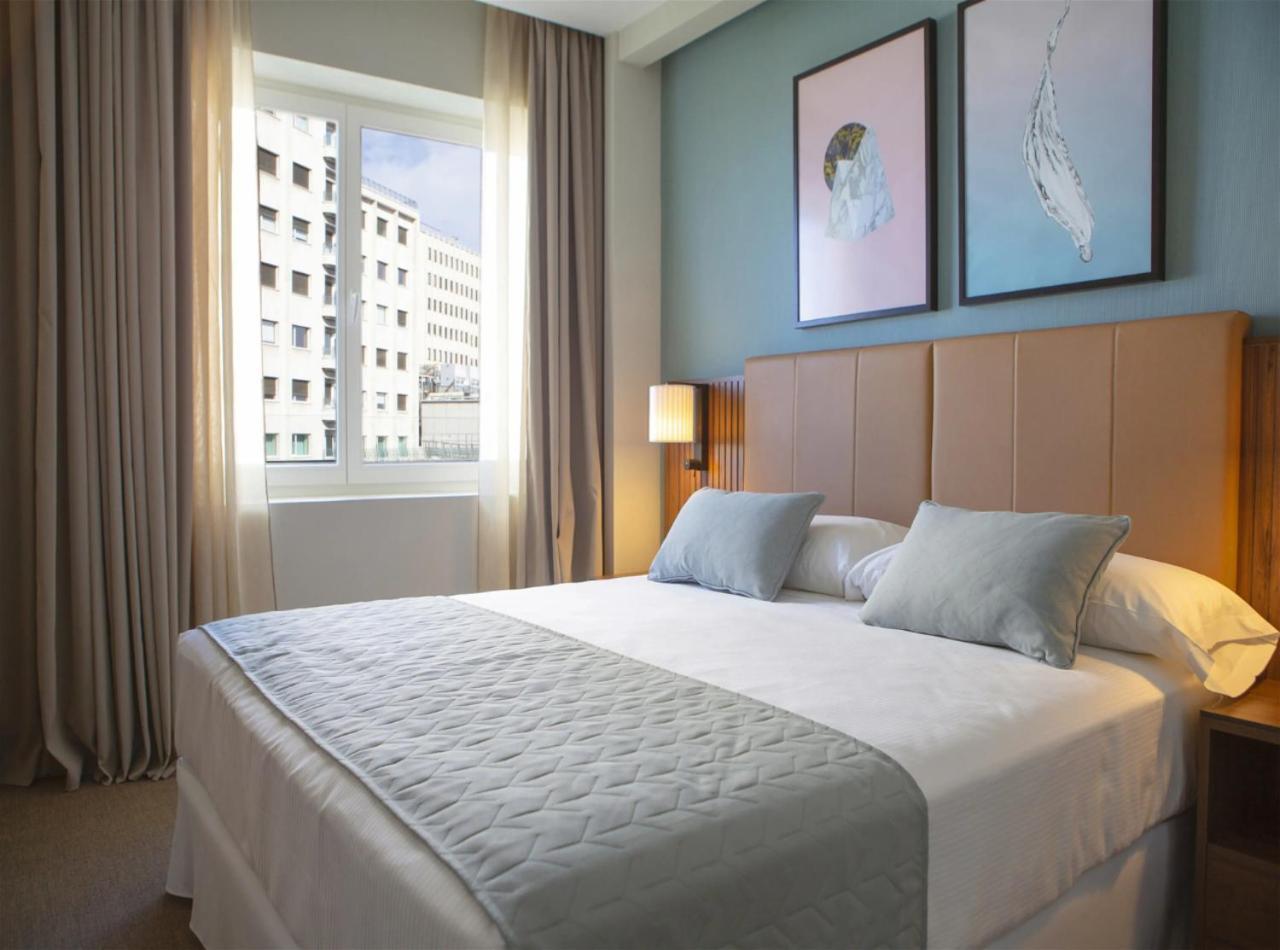 Hotel Grand Haven Wood Delhi Airport